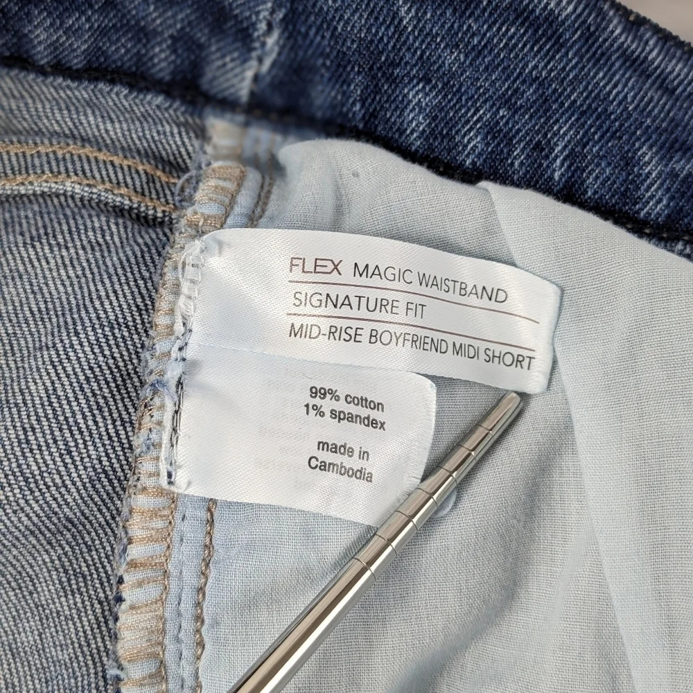 Lane Bryant FLEX magic waistband Signature Fit mid rise boyfriend midi short - Picture 4 of 12